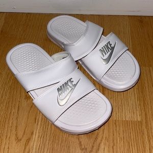 Nike slides